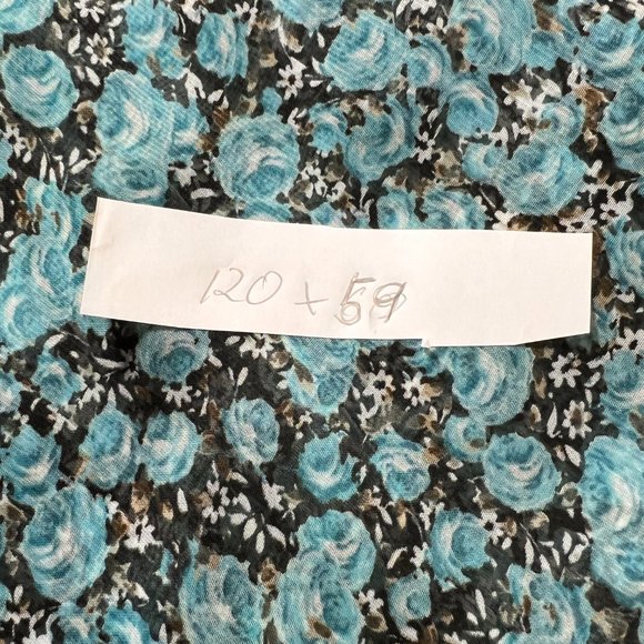 ๐Blue Roses Light Transparent Fabric for Sew a Nice Dress, Blouse etc 120 x 49 - Picture 9 of 10